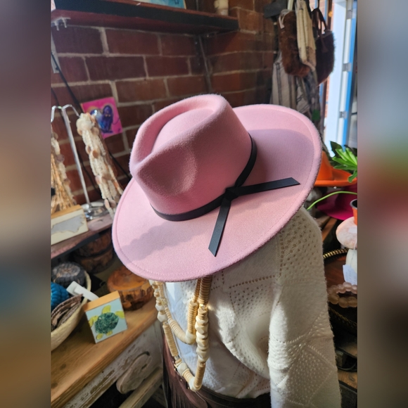 The "Amazing Amal" Hat with Black Ribbon Detailing - Picture 1 of 17